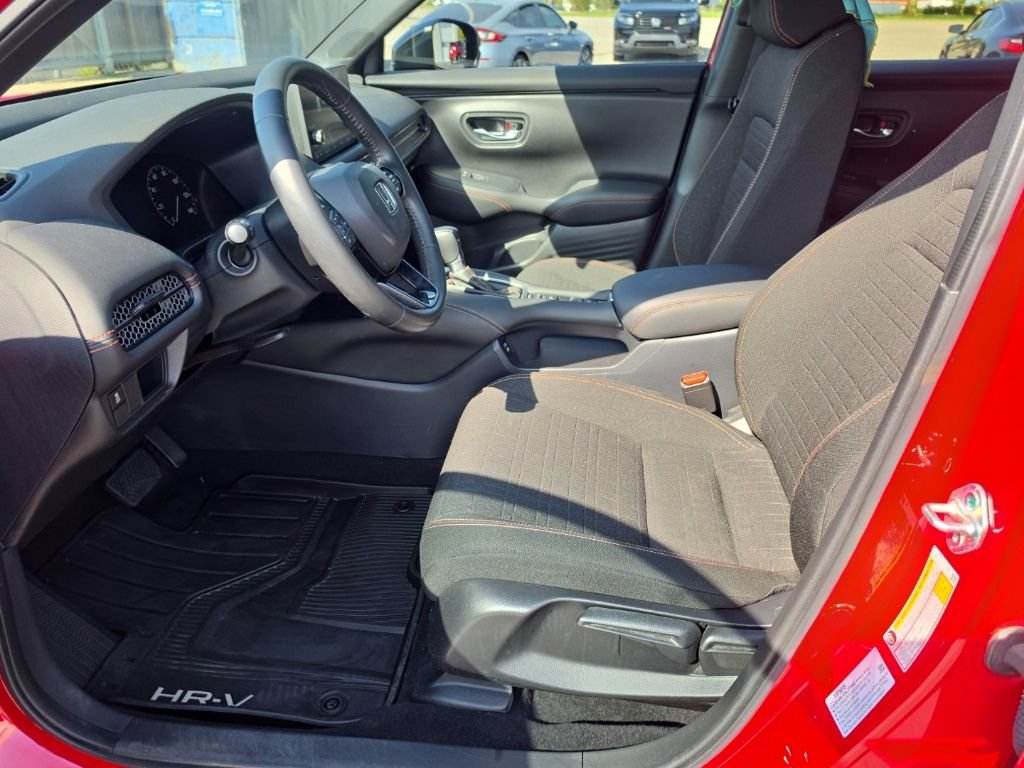 Used 2024 Honda HR-V Sport image 22
