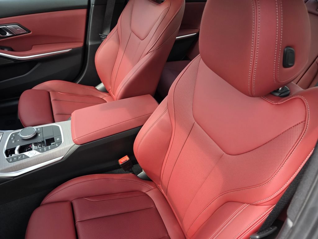 New 2026 BMW 330i Sedan w/ Premium Package RWD image 9