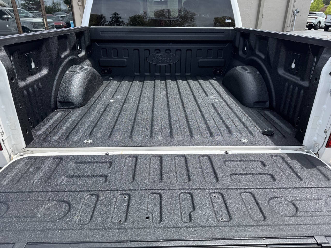 Used 2018 Ford F150 Lariat w/ Equipment Group 502A Luxury AWD/4WD image 18