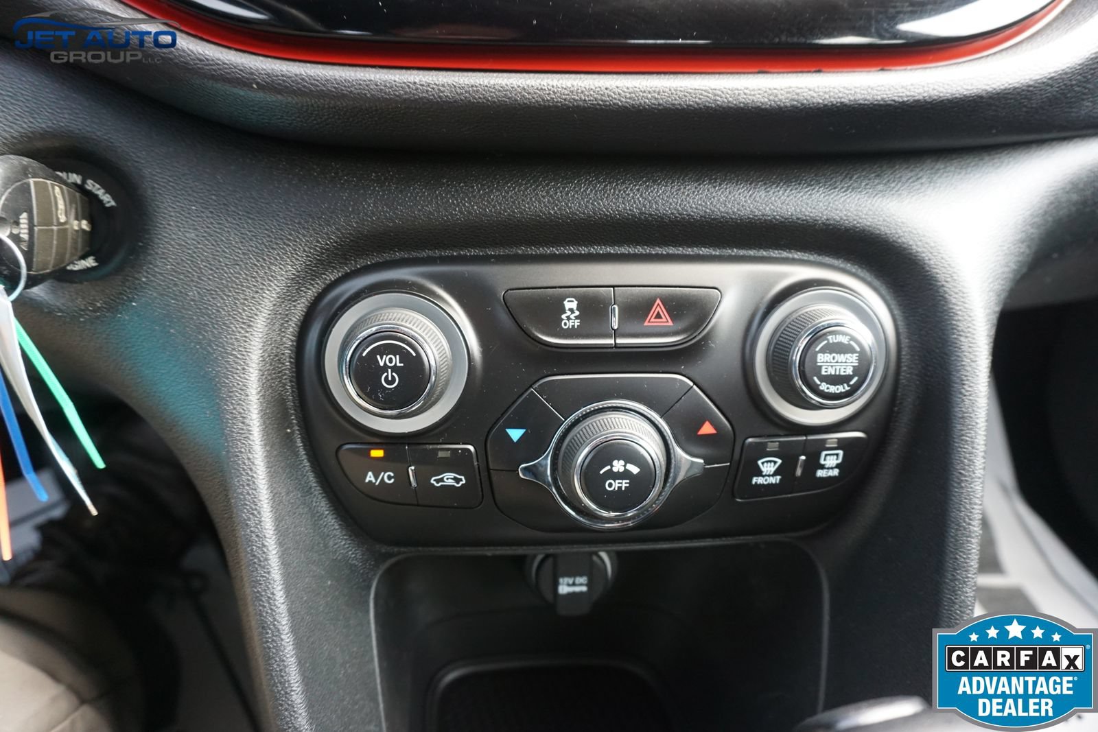 Used 2015 Dodge Dart SXT w/ Sun/Sound Group FWD image 32