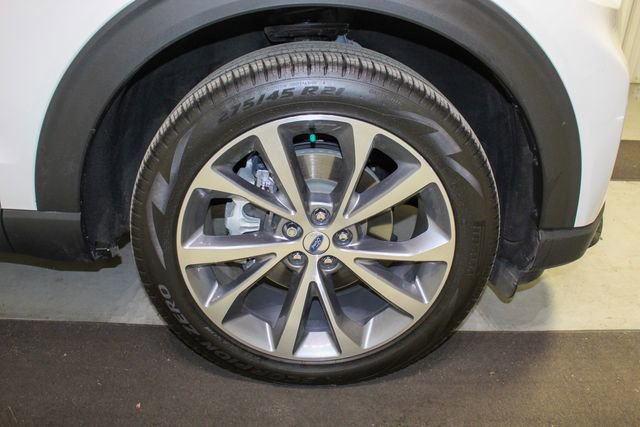 Used 2025 Ford Explorer Platinum w/ Ultimate Package image 21