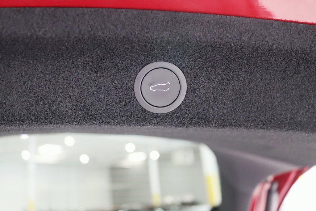 Used 2026 Tesla Model Y Long Range image 39