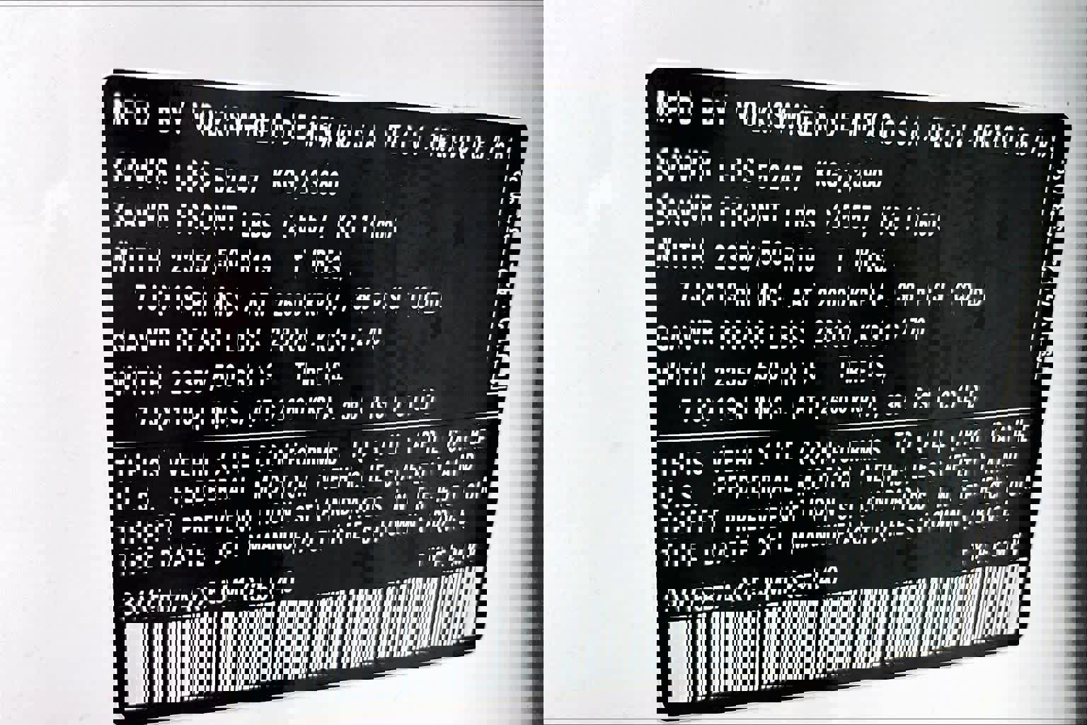 Used 2018 Volkswagen Tiguan SEL Premium image 33