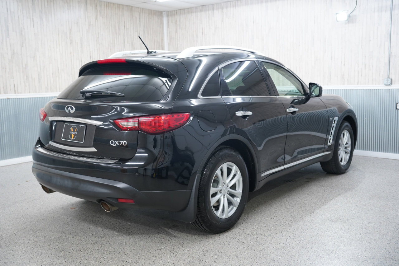 Used 2016 INFINITI QX70 AWD w/ Premium Package image 10