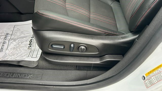 Certified 2022 Chevrolet Equinox RS w/ LPO, Floor Liner Package image 24