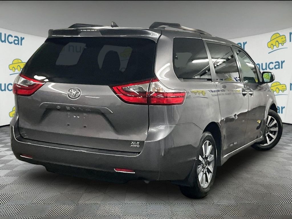Certified 2020 Toyota Sienna XLE Premium AWD/4WD image 6