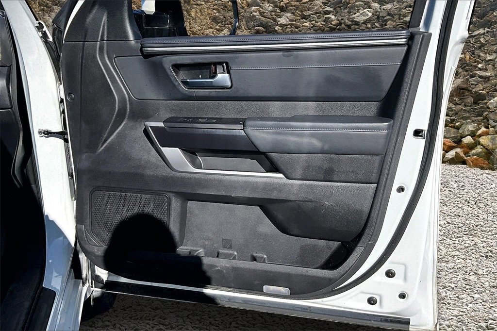 Used 2024 Toyota Tundra Platinum image 23