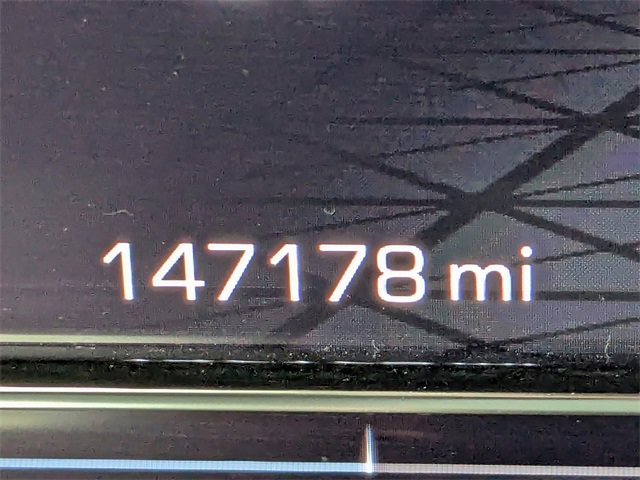 Used 2022 GMC Yukon XL SLE w/ Max Trailering Package image 33