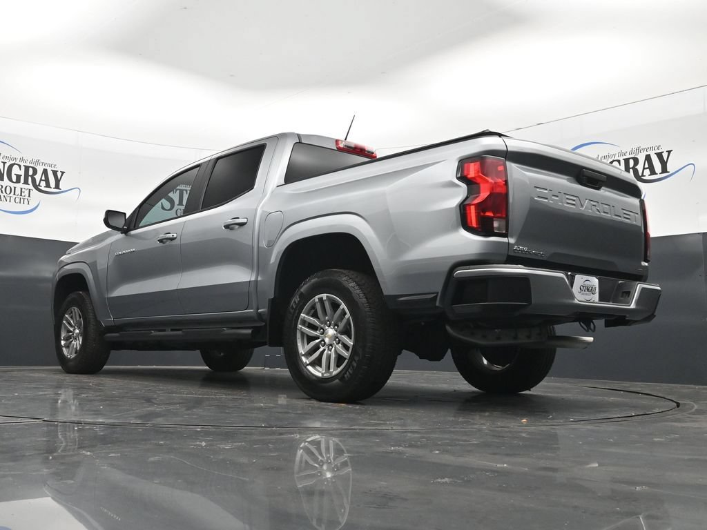 Used 2024 Chevrolet Colorado LT RWD image 30
