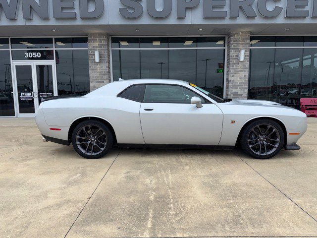 Used 2023 Dodge Challenger R/T Scat Pack RWD video 1