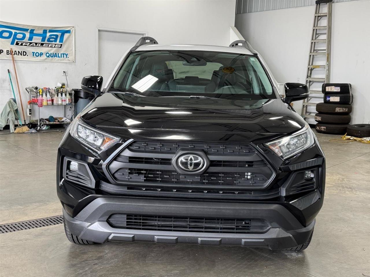 Used 2021 Toyota RAV4 TRD Off-Road w/ TRD Off-Road Weather Package AWD/4WD image 36