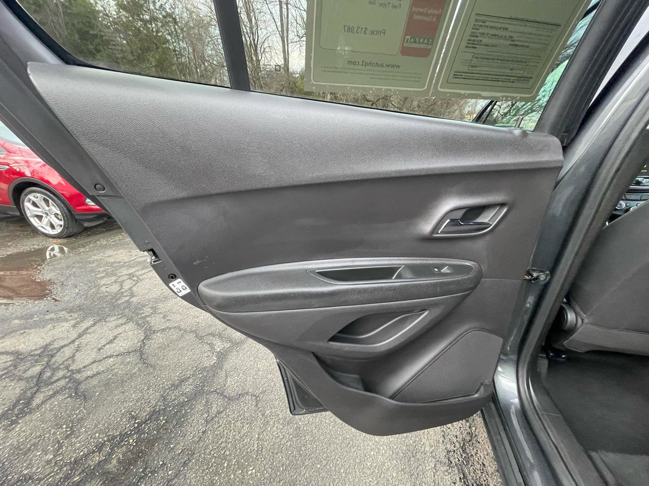 Used 2019 Chevrolet Trax LT image 19