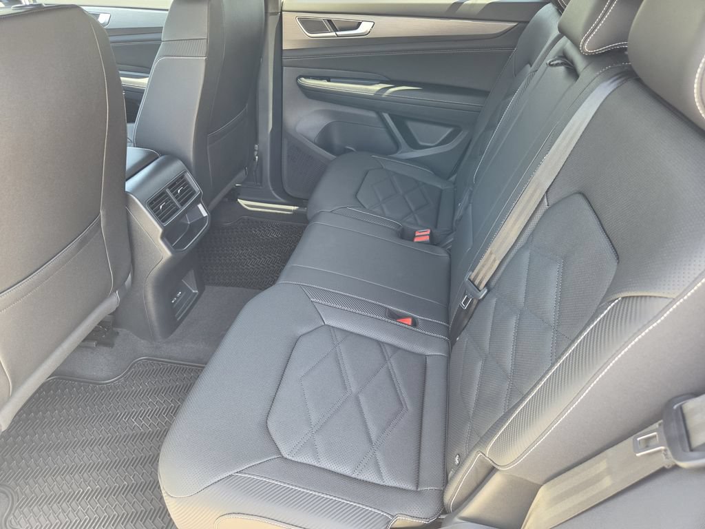 New 2026 Volkswagen Atlas Cross Sport SE FWD image 24