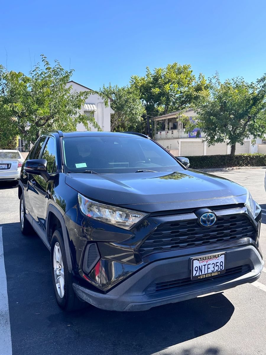 Used 2019 Toyota RAV4 LE w/ Carpet Mat Package