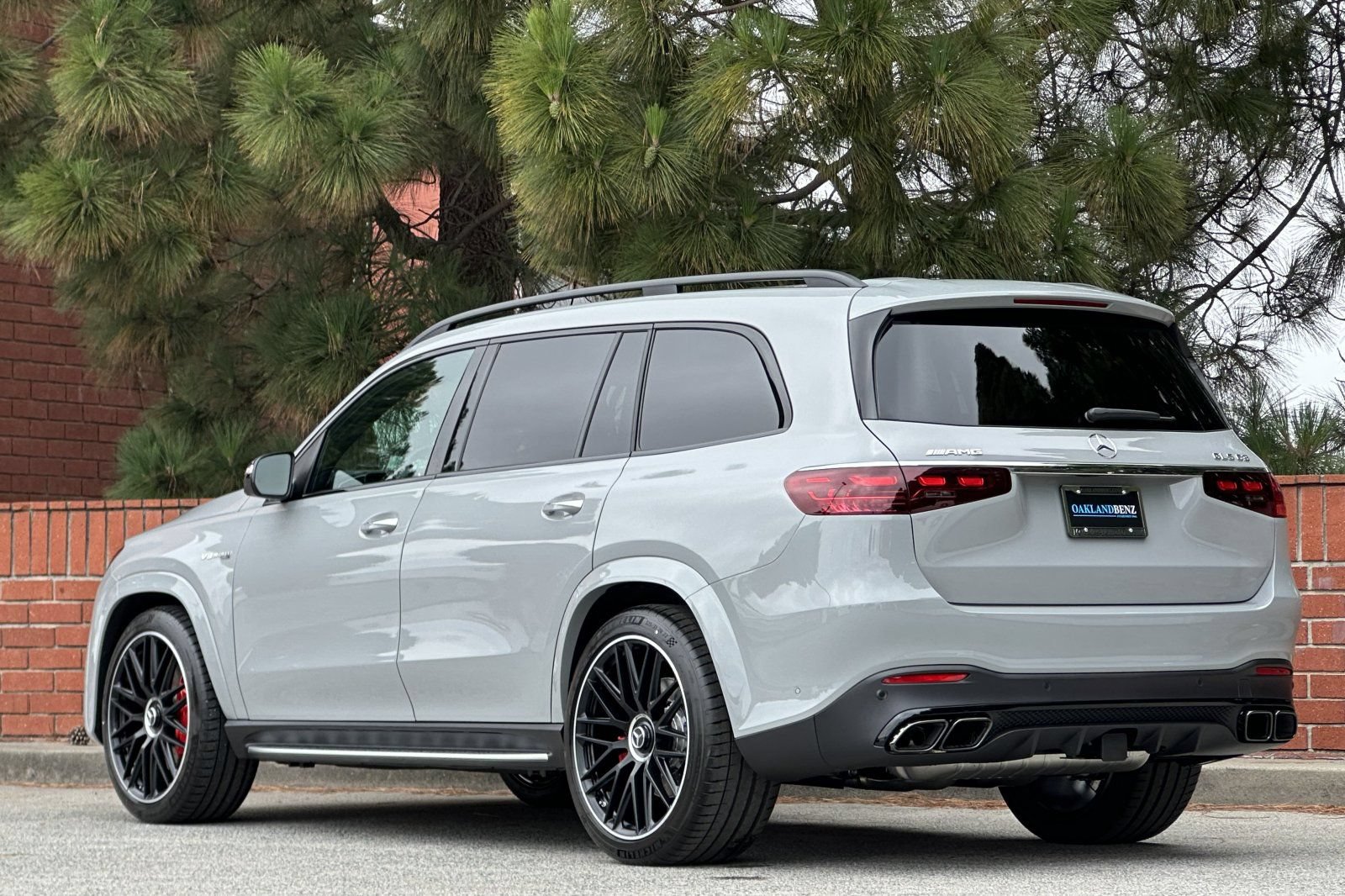 New 2026 Mercedes-Benz GLS 63 AMG 4MATIC image 6