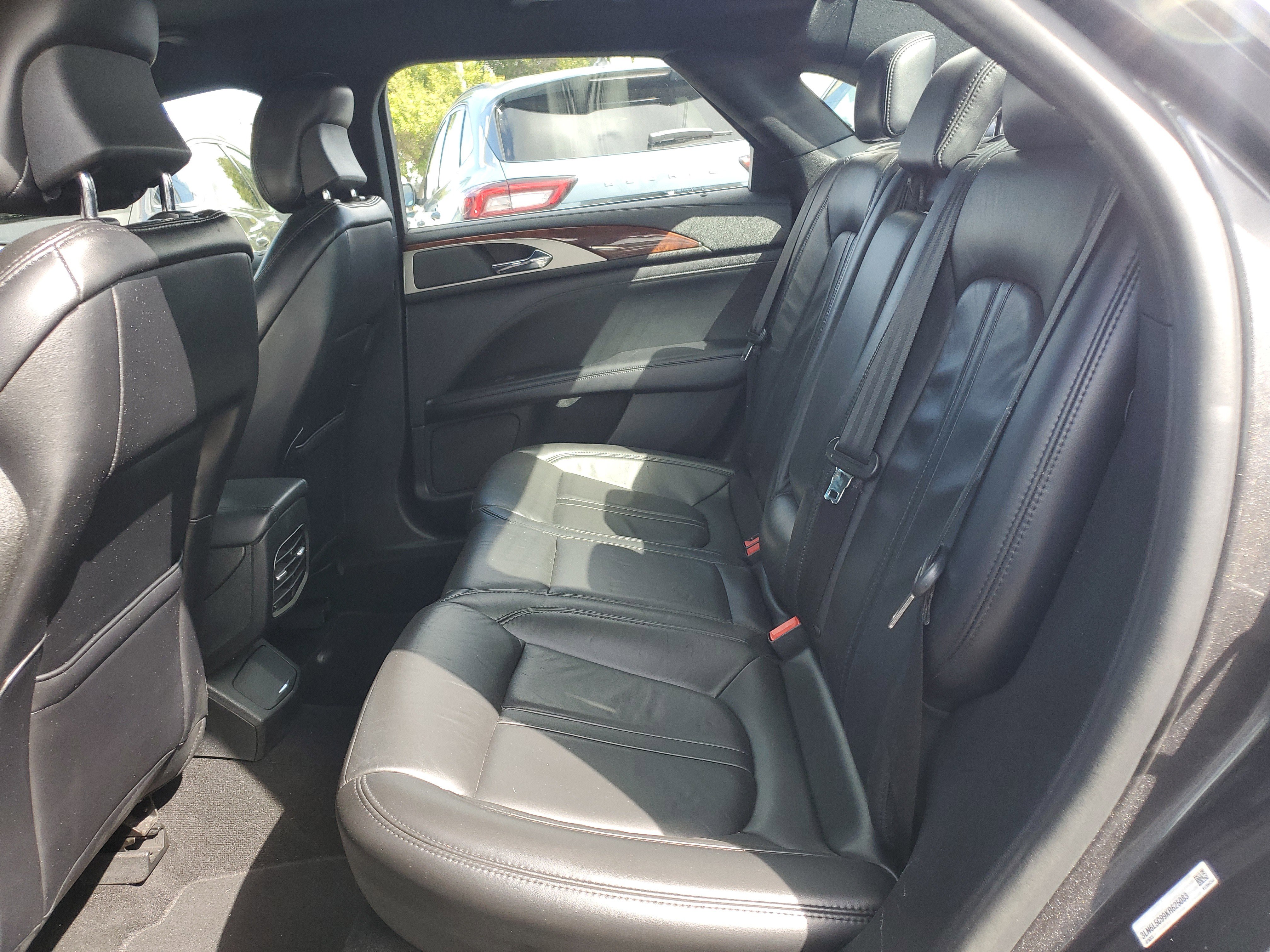 Used 2019 Lincoln MKZ Reserve image 9