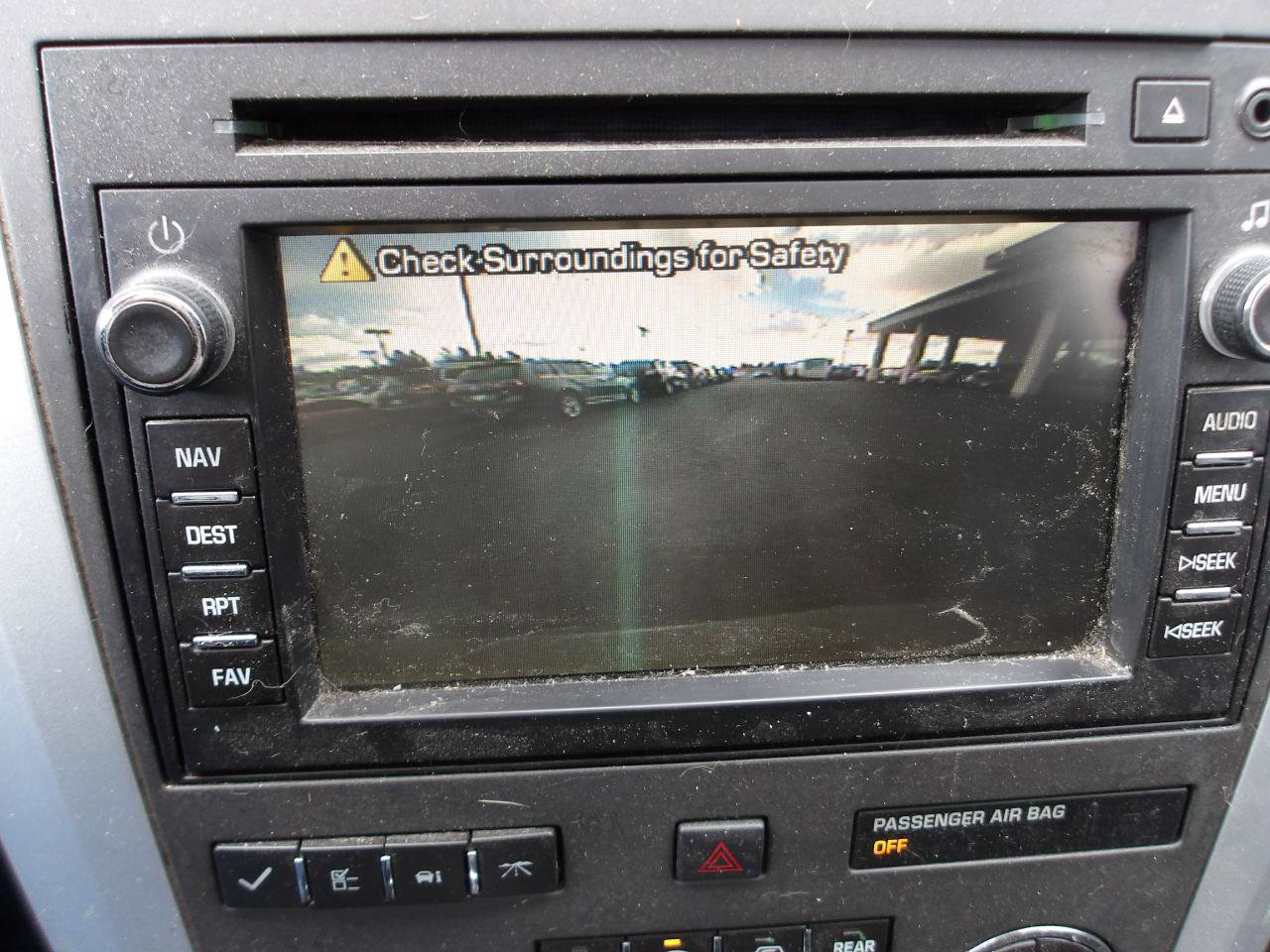 Used 2011 Chevrolet Traverse LT w/ Personal Connectivity Package FWD image 23