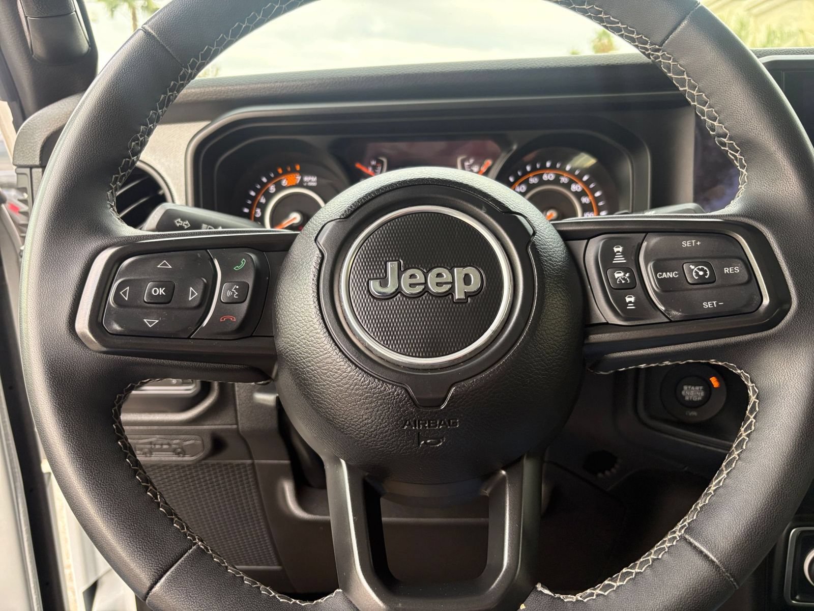 Used 2025 Jeep Wrangler Unlimited Sport AWD/4WD image 27