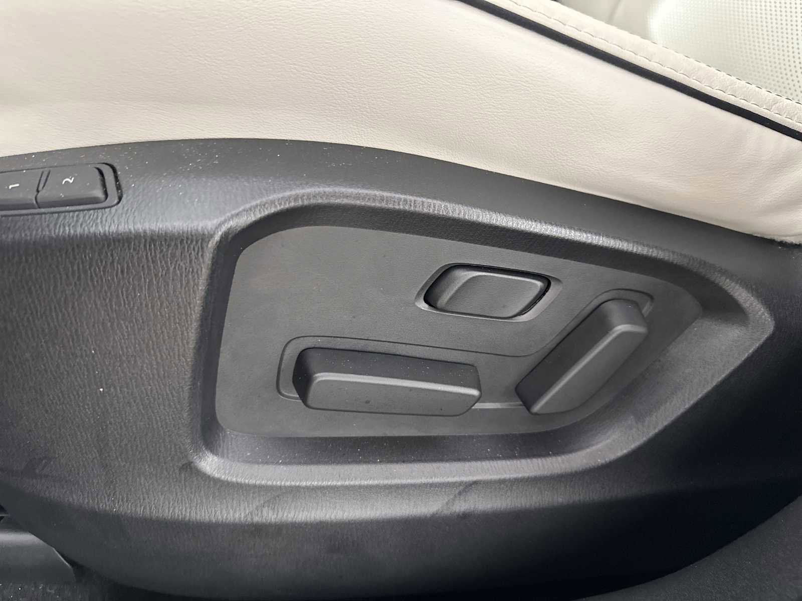 Used 2025 MAZDA CX-5 AWD 2.5 S w/ Premium Plus Pkg image 12