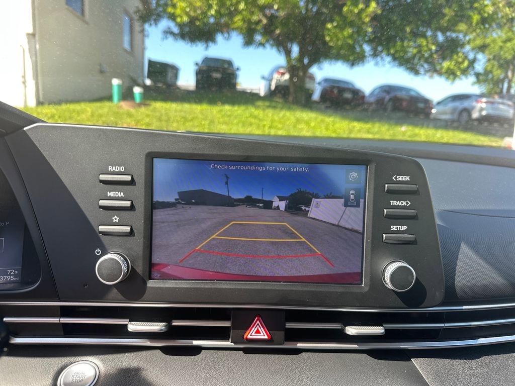 Used 2023 Hyundai Elantra SEL FWD image 18
