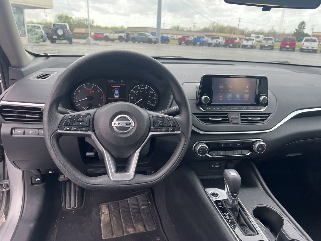 Used 2022 Nissan Altima 2.5 S image 9