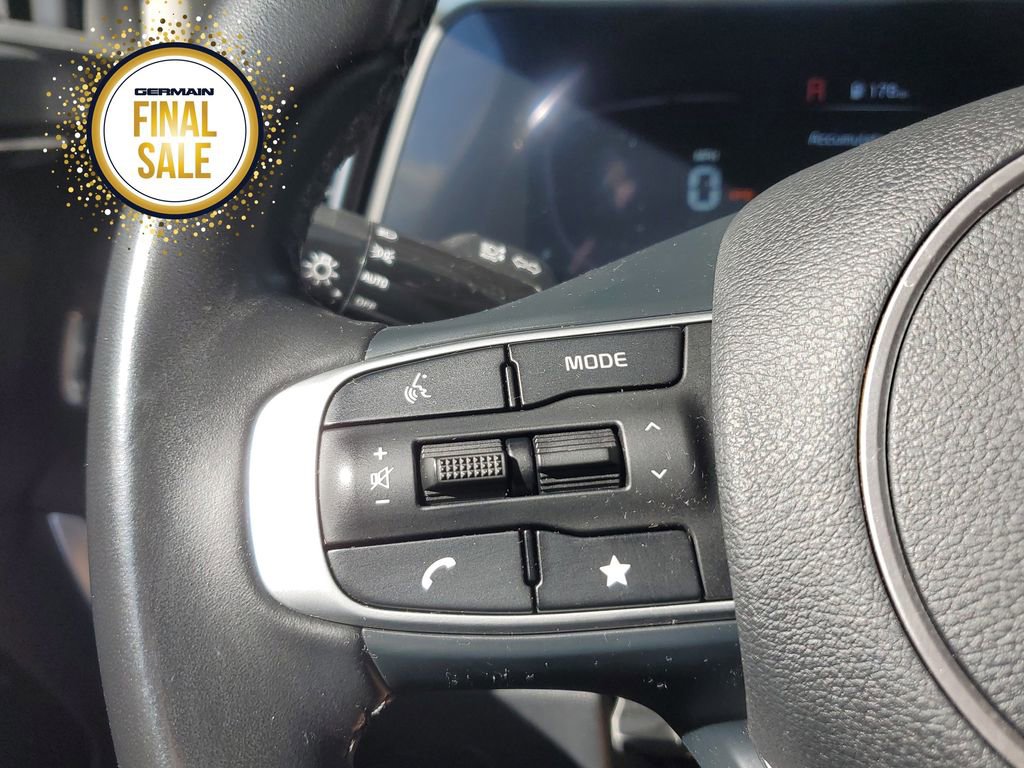 Used 2023 Kia Sportage EX image 31