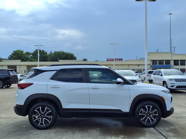 Used 2021 Chevrolet TrailBlazer ACTIV w/ Technology Package FWD image 21