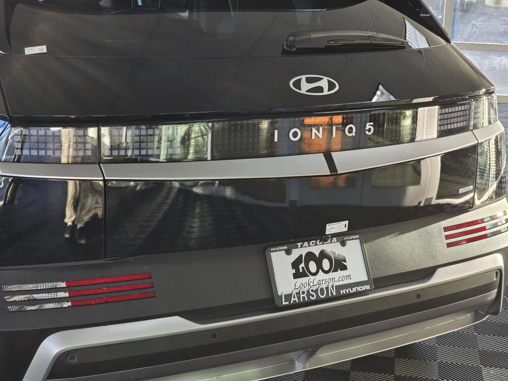 New 2026 Hyundai Ioniq 5 SEL image 13