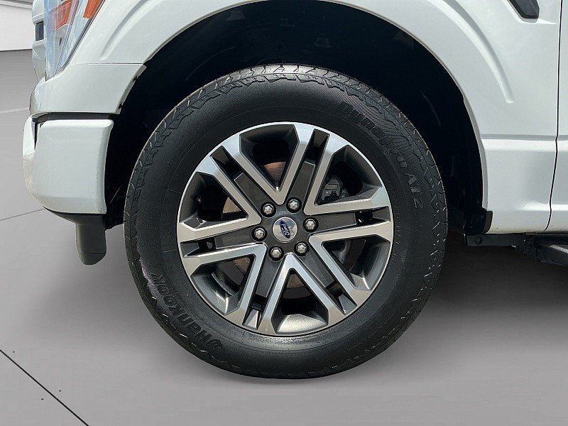 Certified 2021 Ford F150 XL w/ STX Appearance Package AWD/4WD image 9