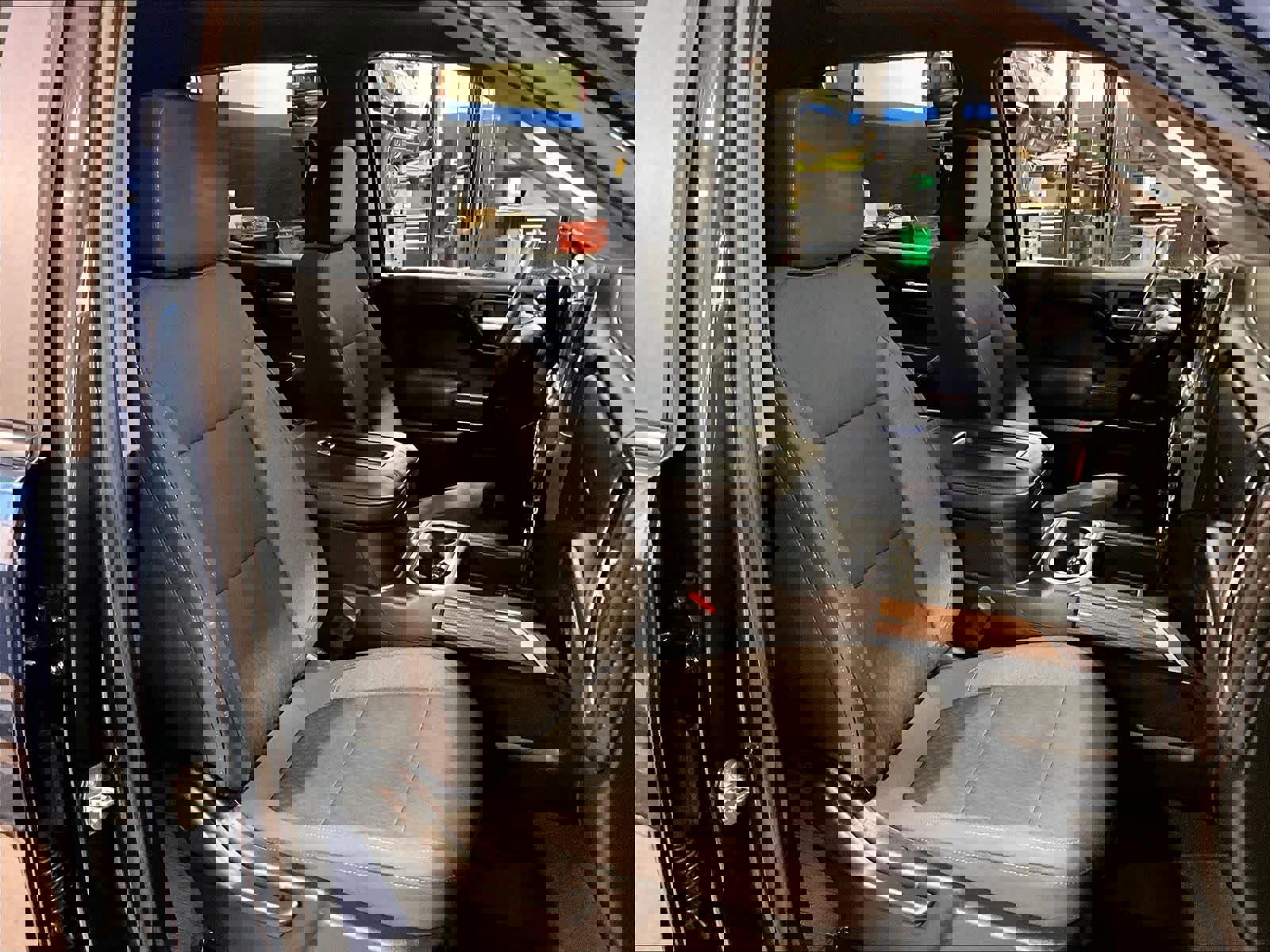 Used 2020 Chevrolet Silverado 1500 LT Trail Boss AWD/4WD image 11