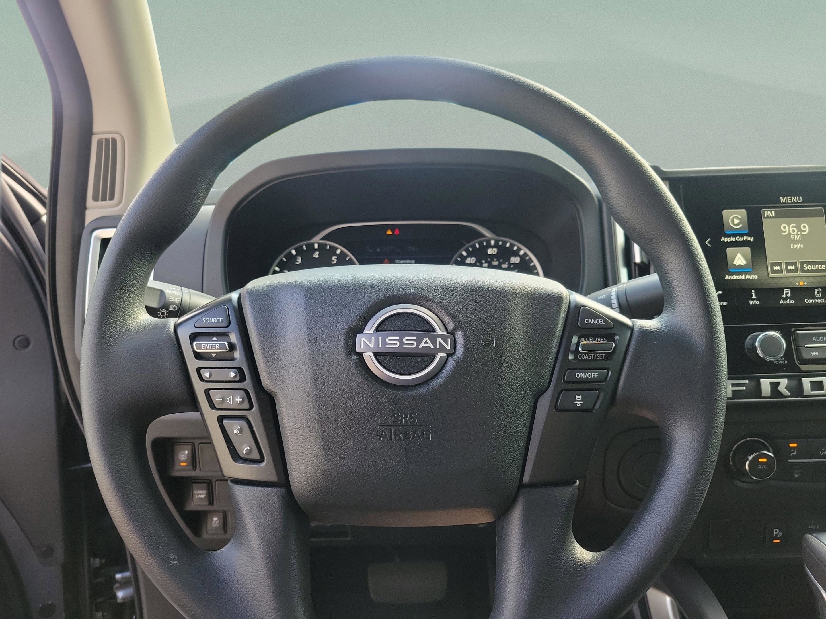 Used 2025 Nissan Frontier SV RWD image 12