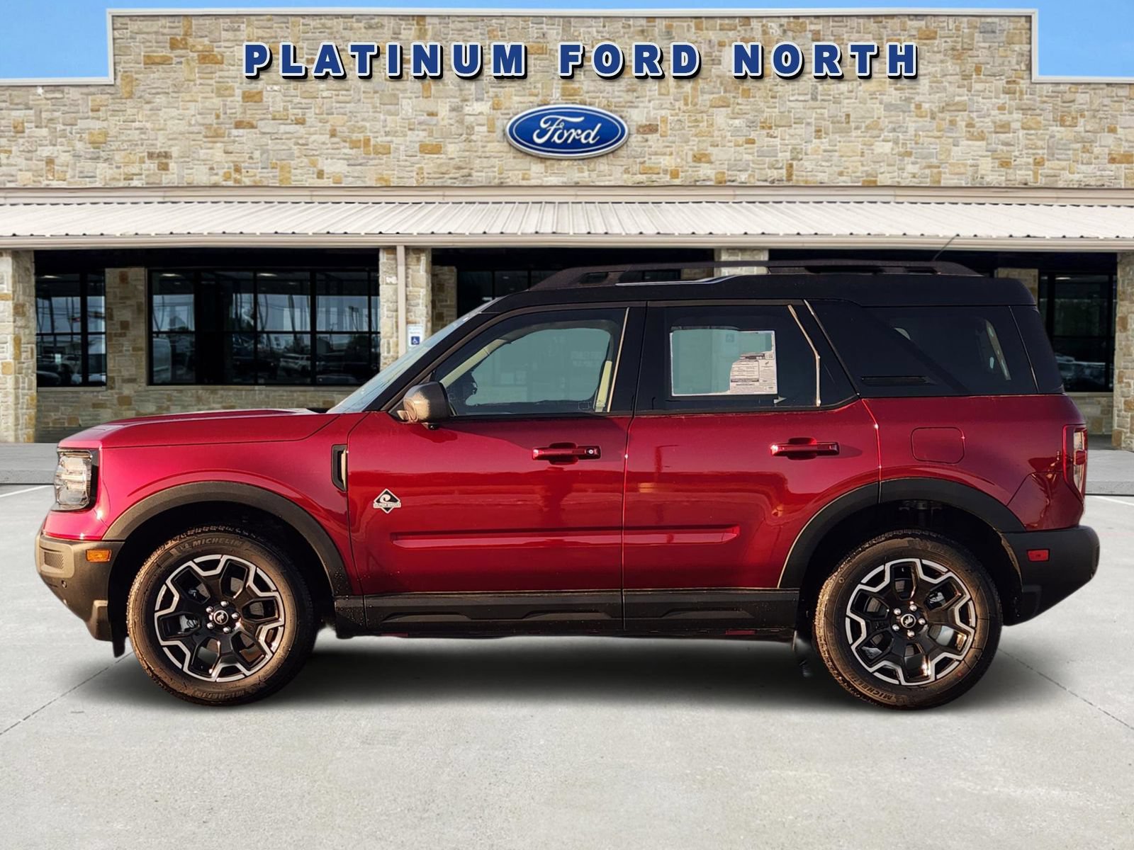 New 2025 Ford Bronco Sport Outer Banks w/ Outer Banks Tech Package+ AWD/4WD image 3