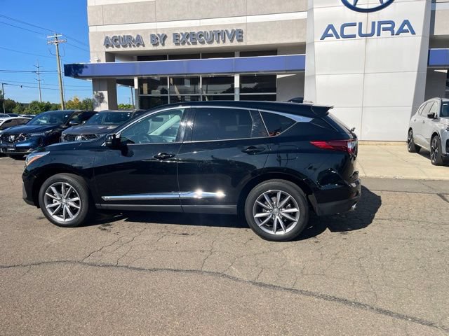 Used 2021 Acura RDX w/ Technology Package AWD/4WD image 4