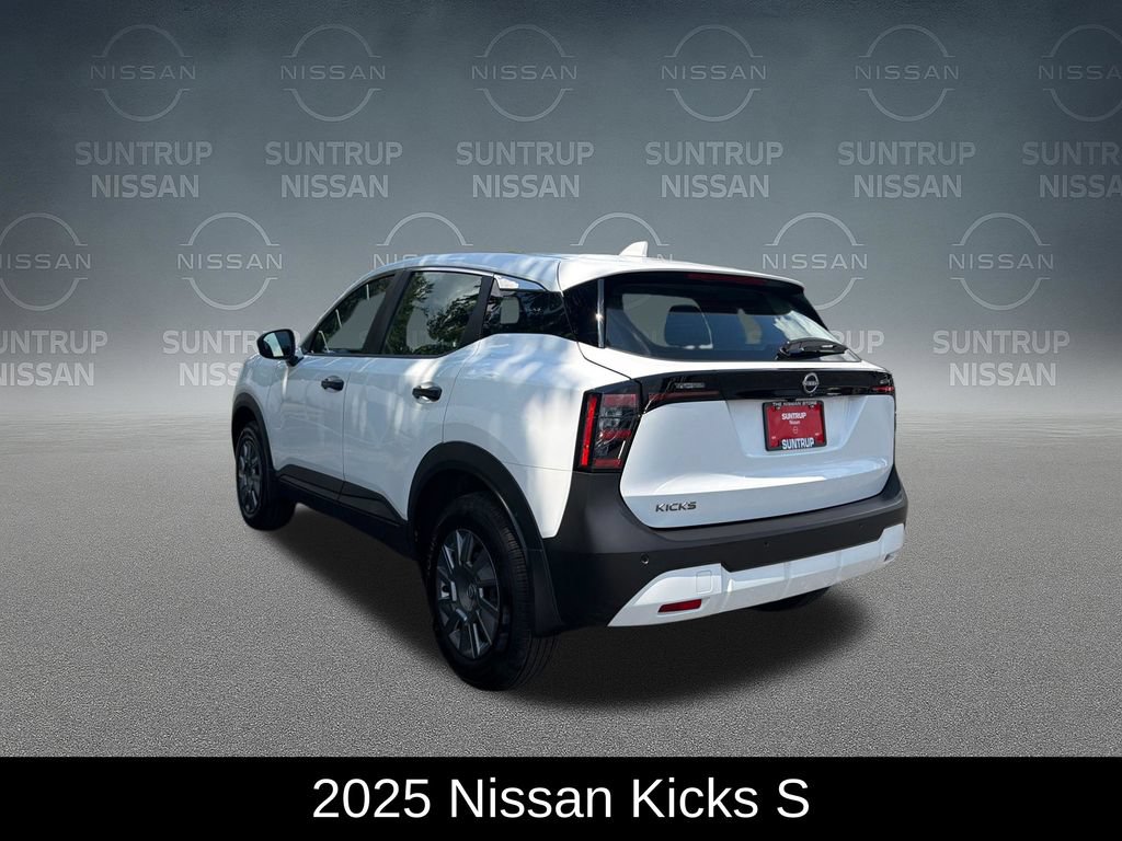 Used 2025 Nissan Kicks S FWD image 3