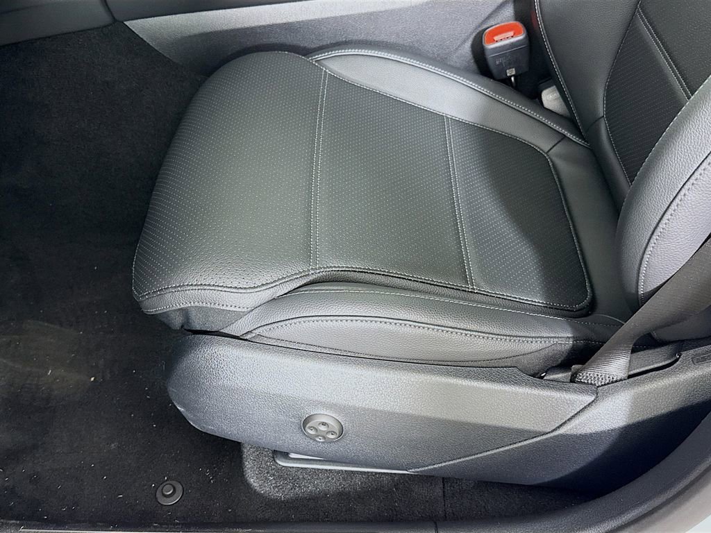 Used 2026 Mercedes-Benz GLC 300 4MATIC image 20