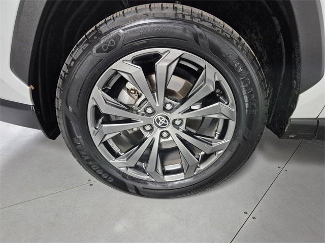 Used 2023 Toyota RAV4 Limited image 10