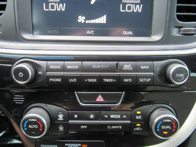 Used 2015 Kia Optima SX image 47