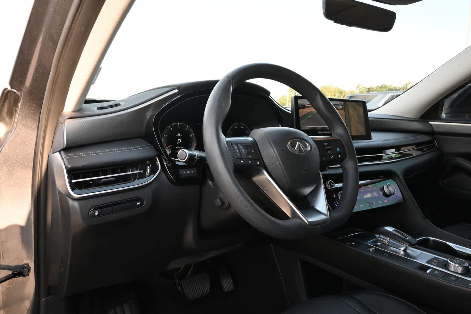 Certified 2023 INFINITI QX60 Luxe w/ Cargo Package AWD/4WD image 15