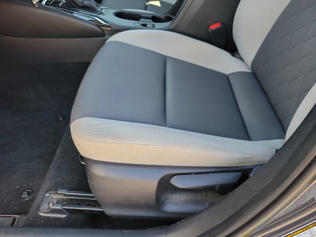 Used 2024 Toyota Corolla LE FWD image 6