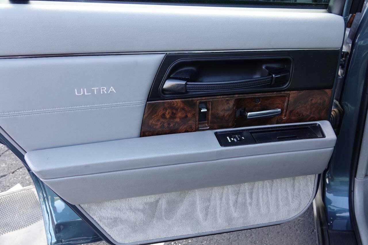 Used 1993 Buick Park Avenue Ultra FWD image 66