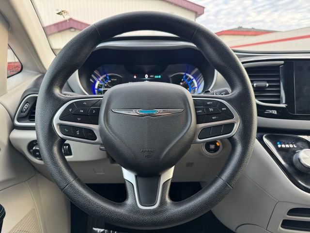 Used 2019 Chrysler Pacifica Touring Plus image 21
