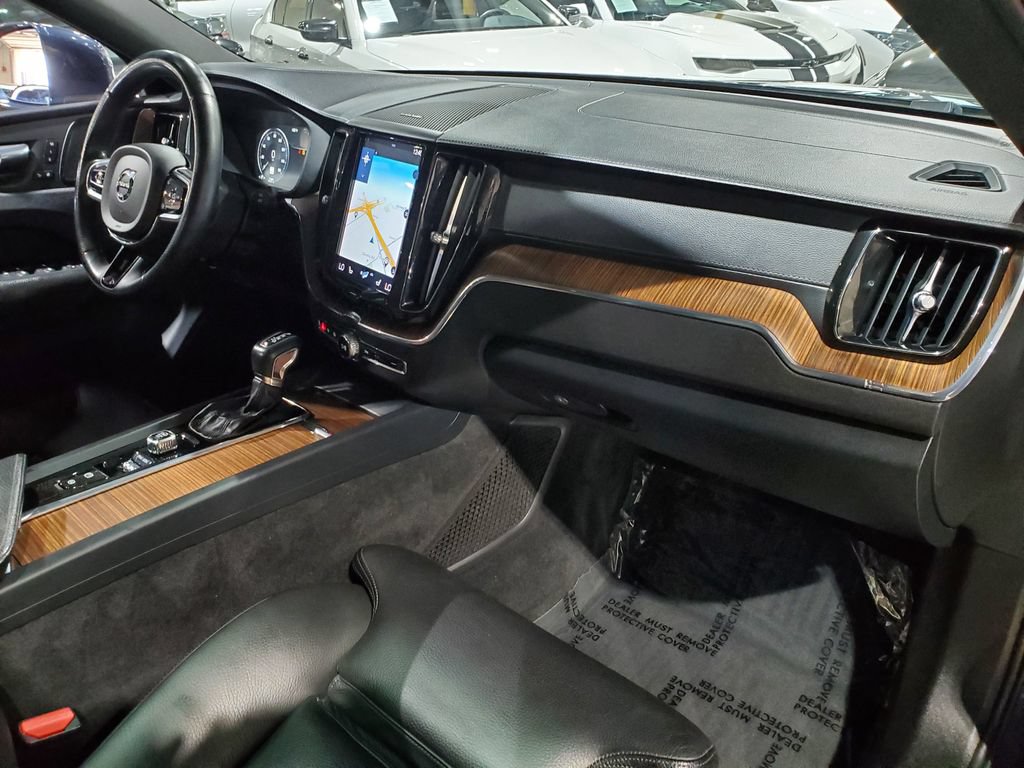 Used 2019 Volvo XC60 T5 Inscription w/ Protection Package Premier FWD image 14