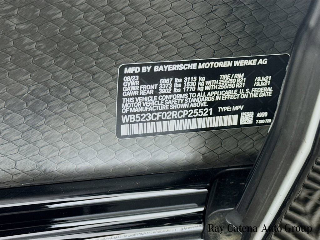 Used 2024 BMW iX xDrive50 w/ Sport Package image 33