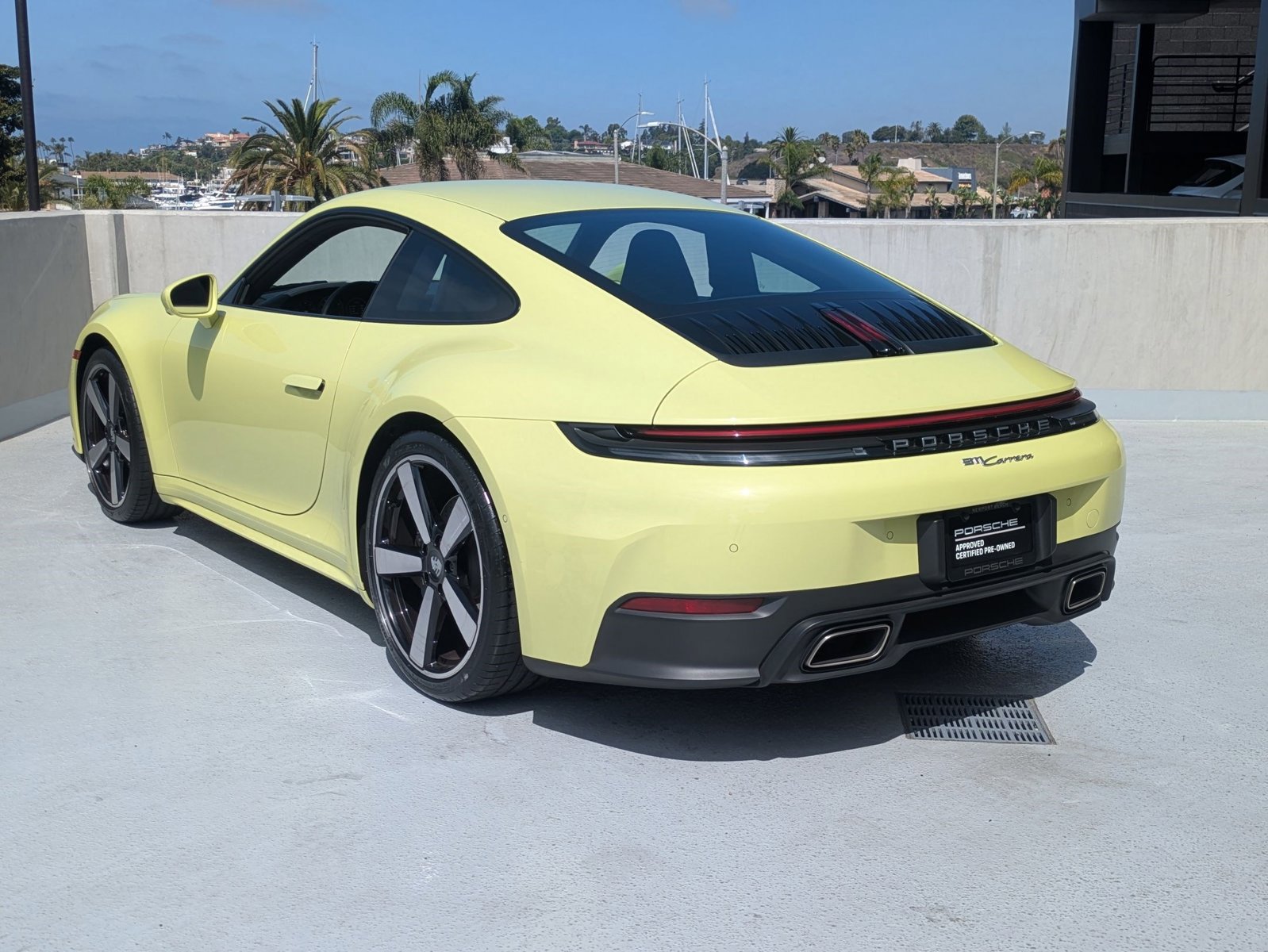 Certified 2025 Porsche 911 Carrera image 3