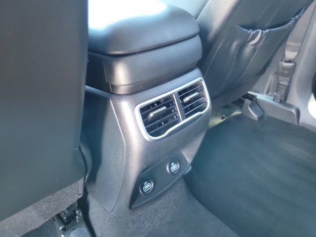 Certified 2023 Hyundai Santa Fe SEL w/ Cargo Package FWD image 12