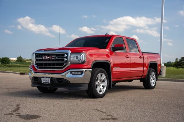 Used 2016 GMC Sierra 1500 SLE w/ SLE Value Package AWD/4WD image 3