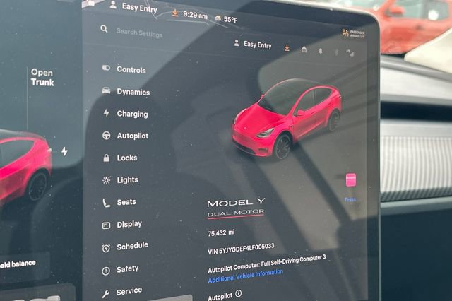 Used 2020 Tesla Model Y Performance image 33