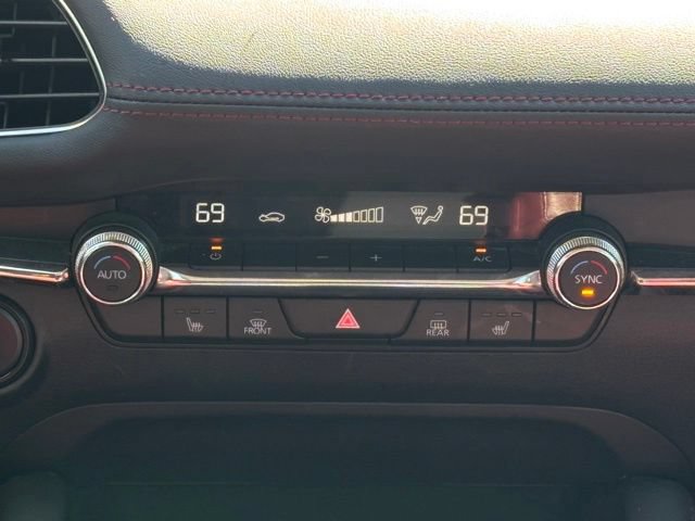 Used 2023 MAZDA MAZDA3 s FWD image 24