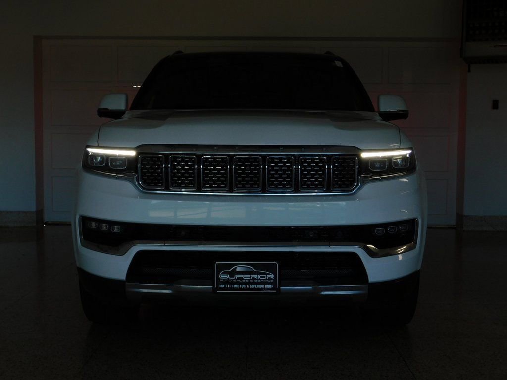 Used 2022 Jeep Grand Wagoneer Series II w/ Convenience Group III image 13