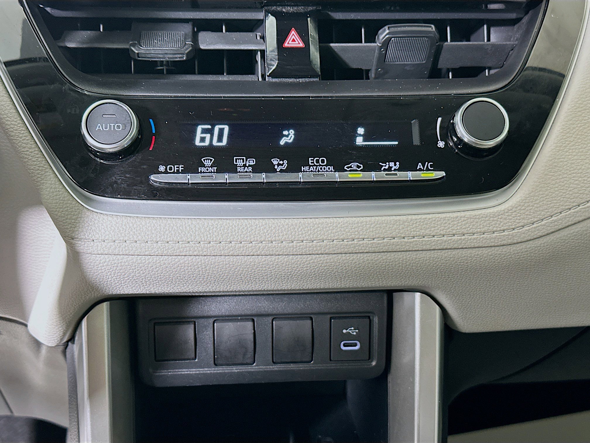 Used 2023 Toyota Corolla Cross LE image 23